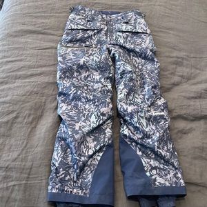 Patagonia kids snow pants size S or 7-8